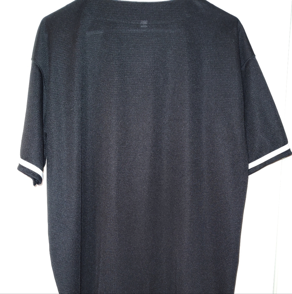 Black XL Phillies Button-Up Jersey - Picture 2 of 3